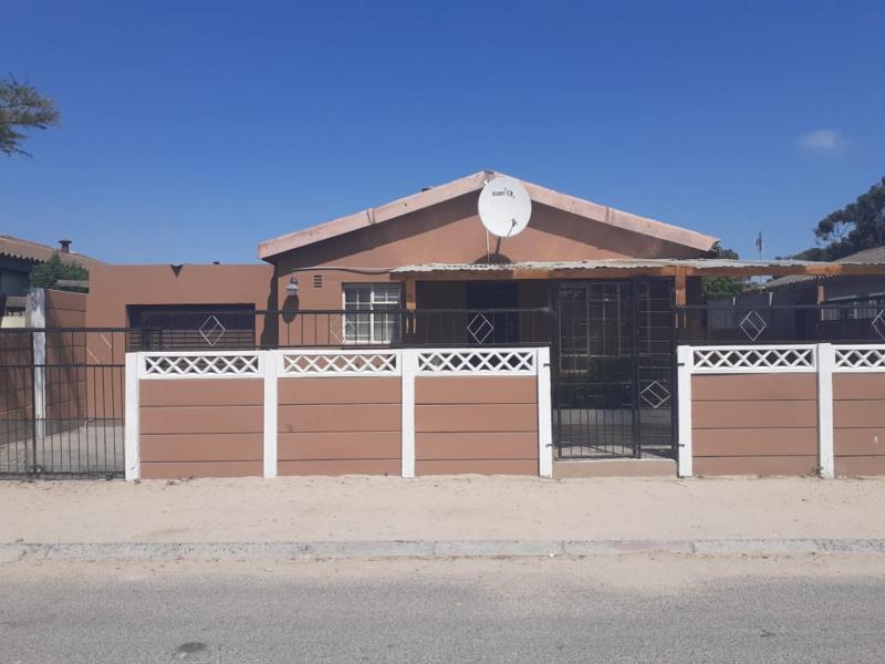 3 Bedroom Property for Sale in Sherwood Western Cape